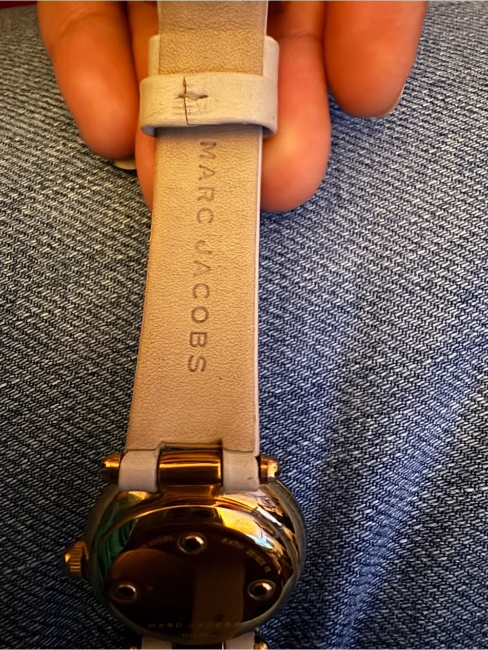 Marc Jacobs White and Silver Round Dial Leather Strap Watch